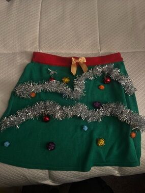 Festive Christmas tree skirt